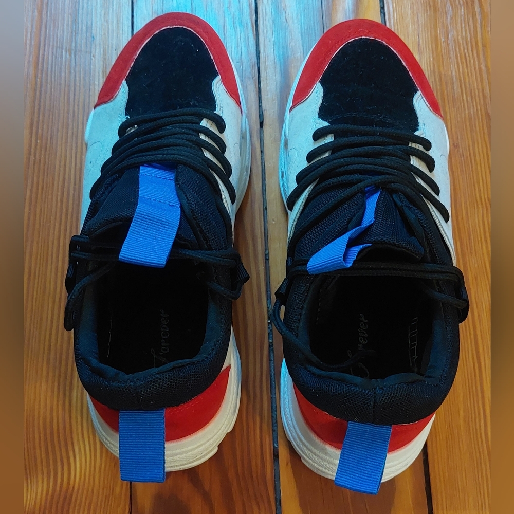 Mens Sneakers 10 - Picture 3 of 7